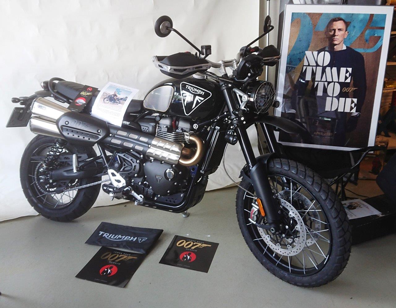 NO TIME TO DIE TRIUMPH SCRAMBLER 1200 BOND EDITION